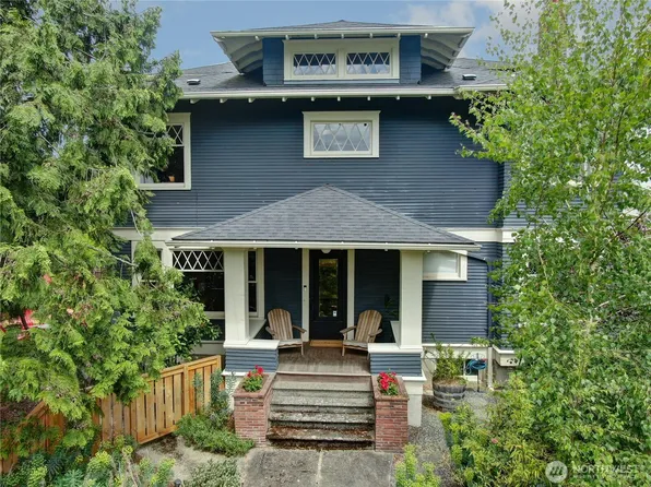 5202 S Holly Street, Seattle, WA 98118