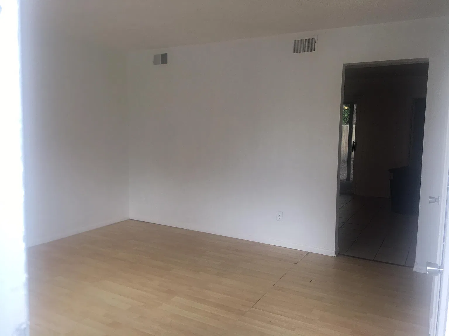 1289 Clydesdale Ln — Photo 3