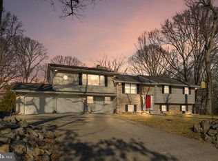 876 Shore Acres Rd, Arnold, MD 21012