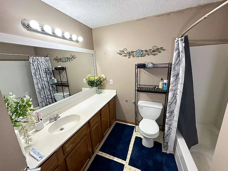 10954 Johnson St NE — Photo 5