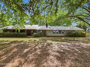 152 I J Williams Rd, Lucedale, MS 39452