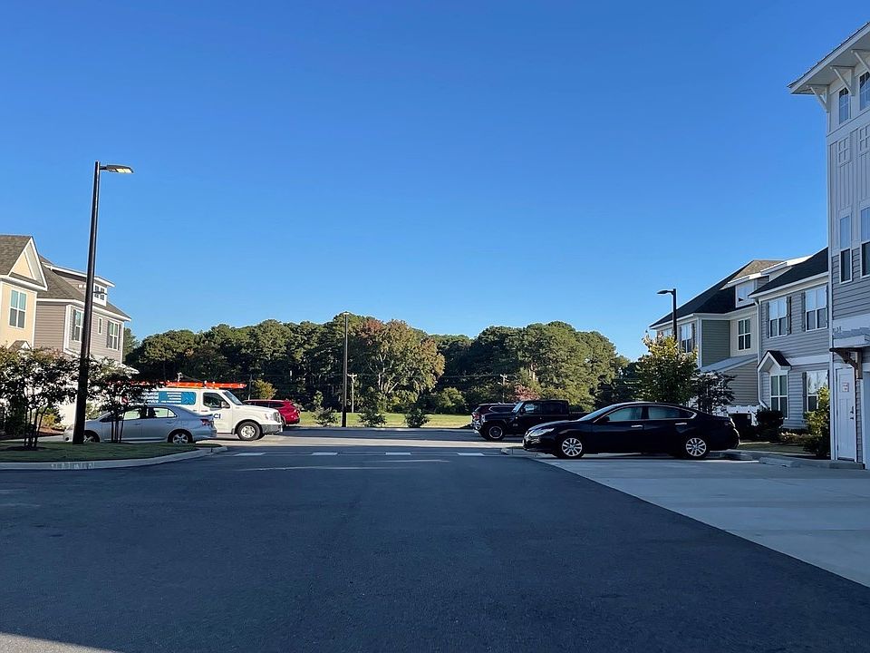 1305 Tides Edge Ct, Hampton, VA 23666 Zillow