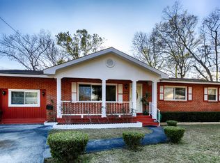 1 Plainfield Dr, Charleston, SC 29407