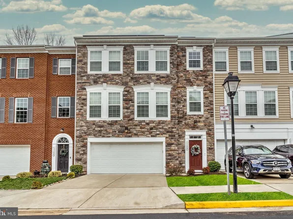 1108 Nolan St, Fredericksburg, VA 22401