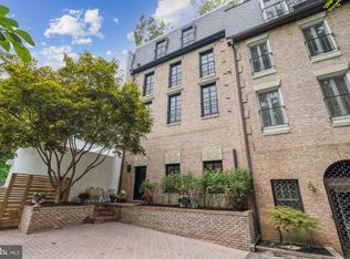 2132 Cathedral Ave NW, Washington, DC 20008
