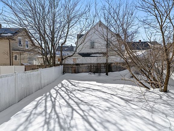 4th image of 7 Ward St