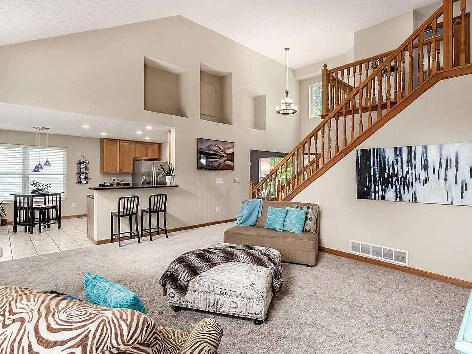 6641 Wisteria Cir