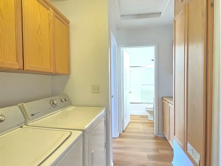 9300 Holly Ave #3 — Photo 13