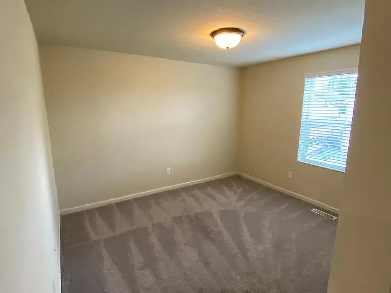 3715 NE Sitka Dr — Photo 14