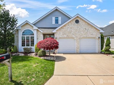 11 Wintons Way, Monroe Township, NJ, 08831
