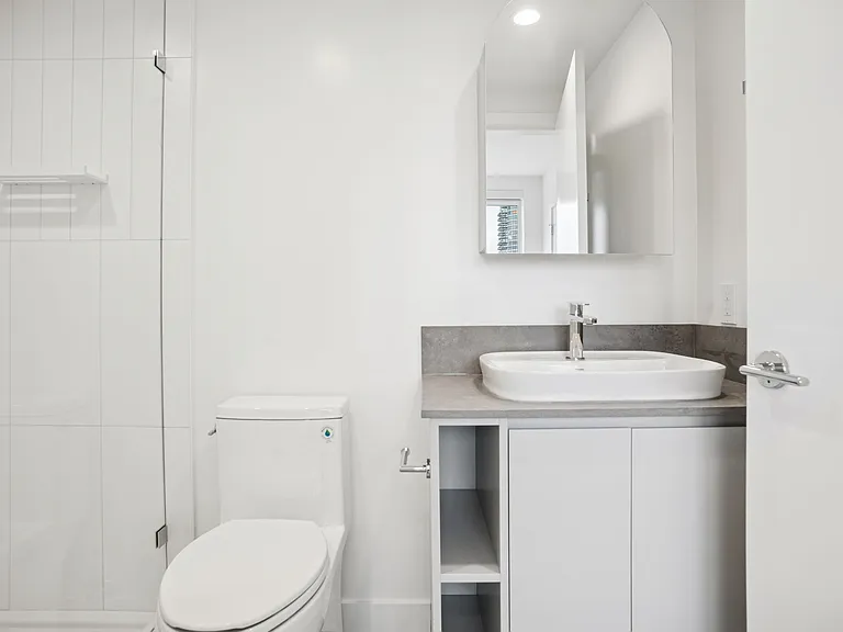5670 Cambie St — Photo 122