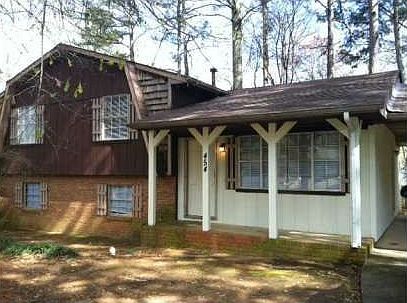 2nd image of 454 Wexwood Dr