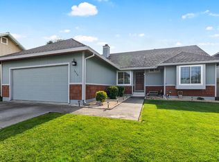 1436 Morning Glory Dr, Petaluma, CA 94954