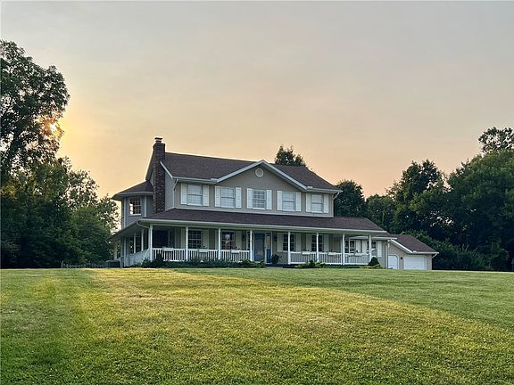 2nd image of 6429 Winding Tree Dr