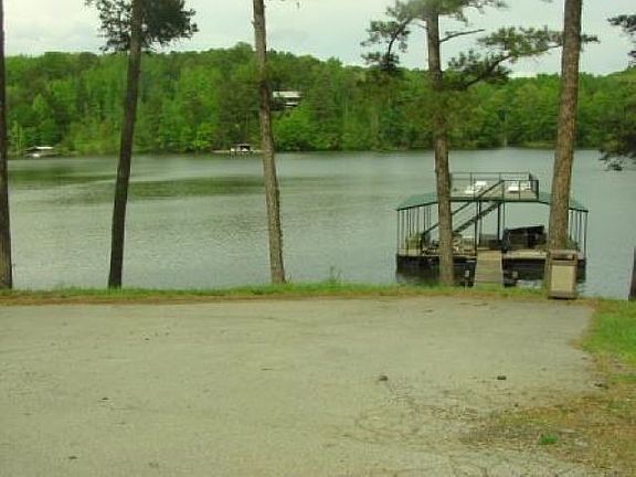5th image of 1004 Lakemont Dr