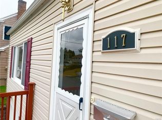 117 Carlton Rd, Syracuse, NY 13207