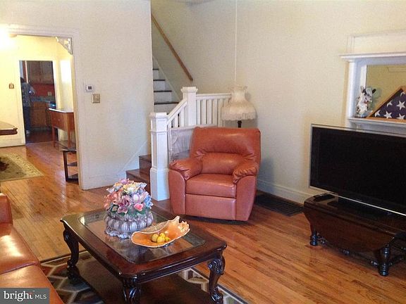 3rd image of 1616 North St