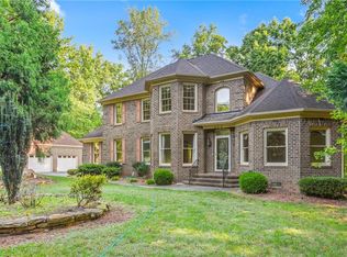 404 Quicksilver Ct, Greensboro, NC 27455