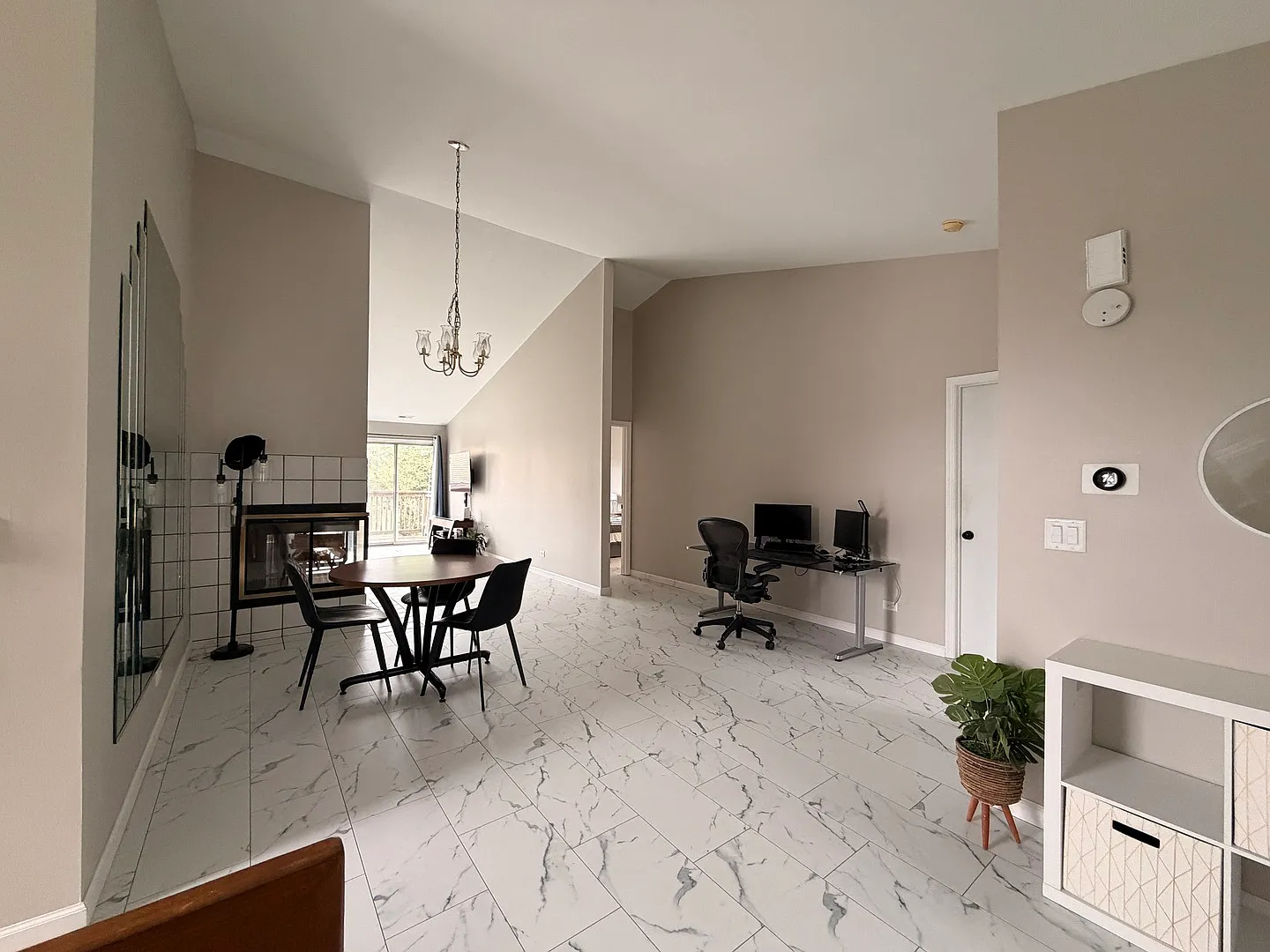 2 bed, 1312 sqft, $2,500 — Photo 4