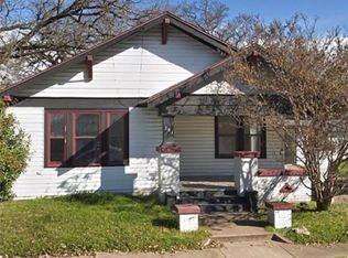 701 S Caddo St, Cleburne, TX 76031