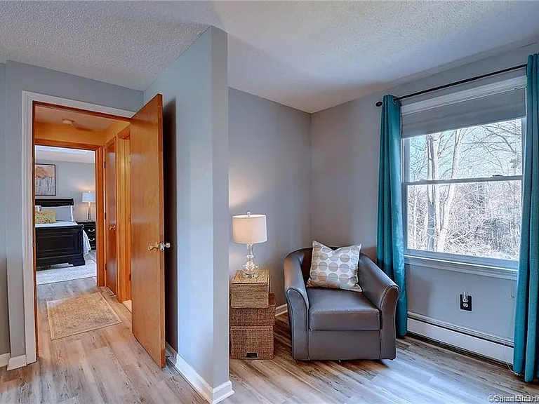 18 Rockwell Ct — Photo 16