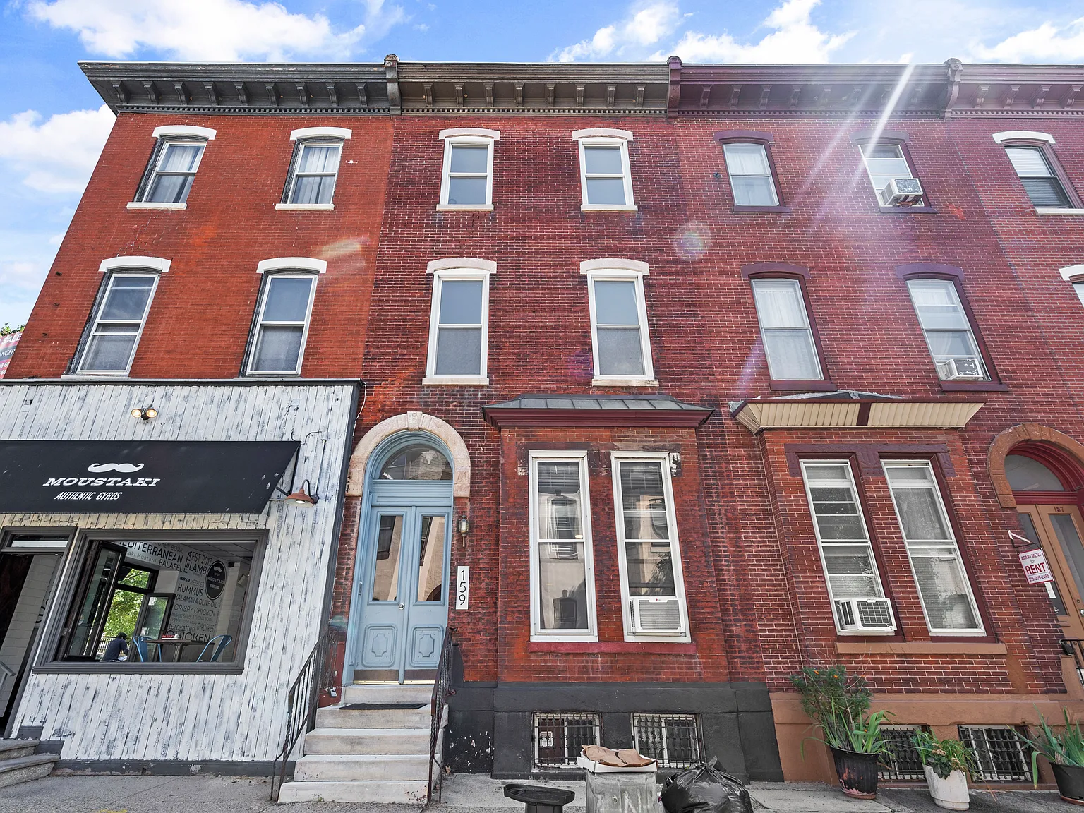 159 N 21st St — Photo 2