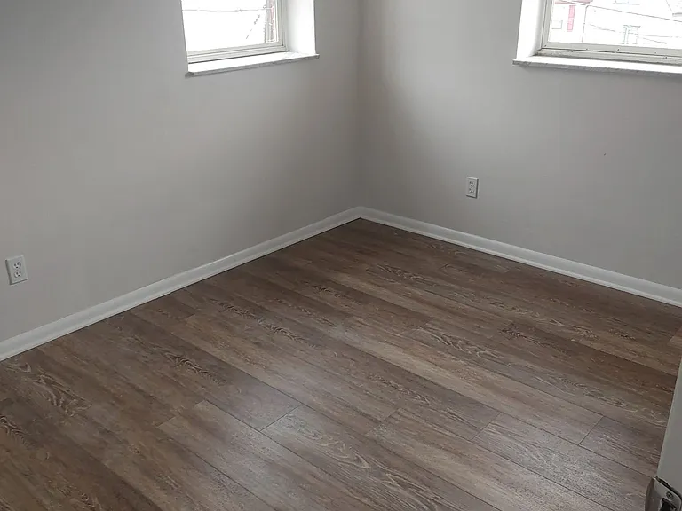 300 California Ave #3 — Photo 7