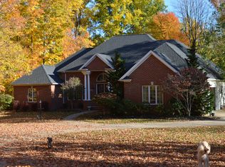 6198 Echo Hill Ln, Fairview, PA 16415