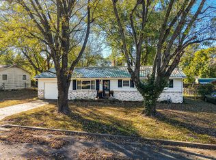 650 W Plumb Street, Aurora, MO 65605