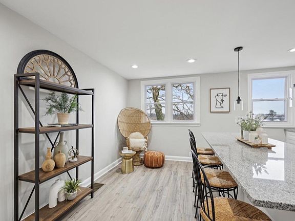 4th image of 7568 Brockton Rd