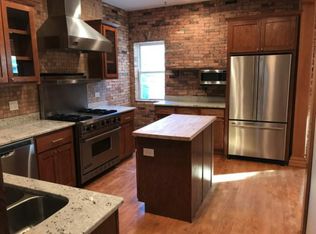 4915 N Winchester Ave, Chicago, IL 60640