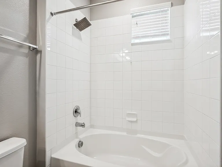 981 S Sable Blvd #208 — Photo 11