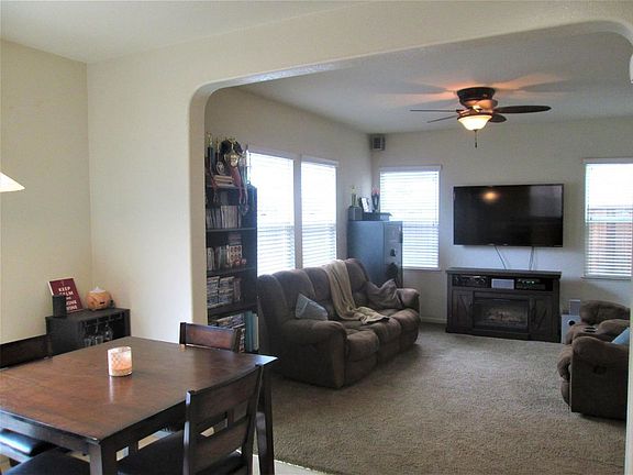 3rd image of 2654 Country Manor Dr