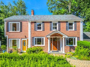 87 Woodward St, Newton, MA 02461