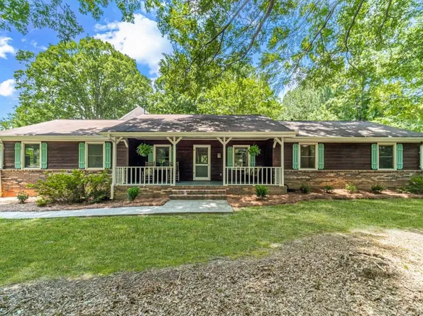 520 Herring Rd, Grayson, GA 30017