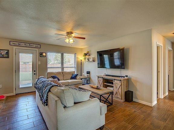 5th image of 1217 Glenhaven Dr