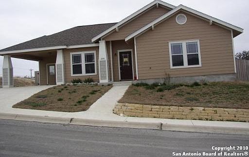 1st image of 208 N Ivy Lane