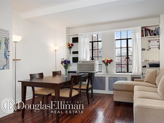 2nd image of 312 E 42nd St #2106