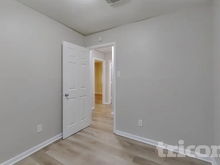 12211 Haroldson Forest Dr — Photo 12