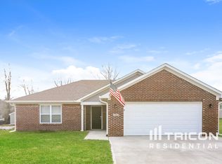 975 Martin Dr, Danville, IN 46122