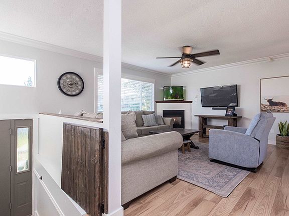 5th image of 30307 Merryfield Ave