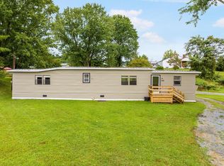 548 Jonesboro Rd, Piney Flats, TN 37686