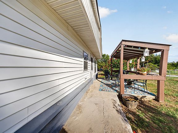 3rd image of 3026 W 578th