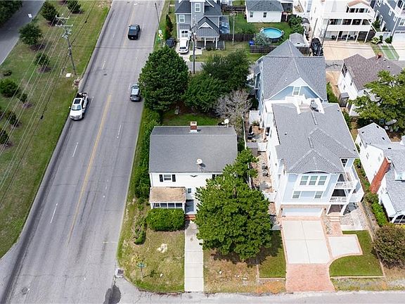 3rd image of 121 55th St