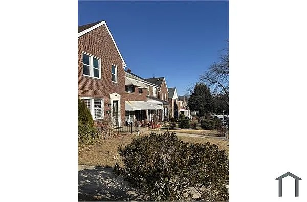 Building Photo - 1640 Ralworth Rd