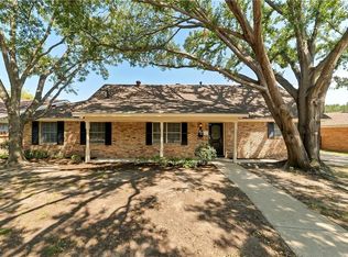 1104 Wentwood Dr, Irving, TX 75061