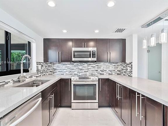 3rd image of 650 NW 98th Ct #0