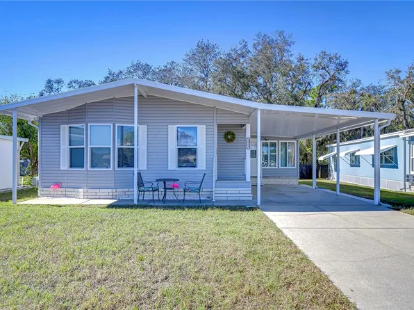 4853 Blanco Dr, Zephyrhills, FL 33541