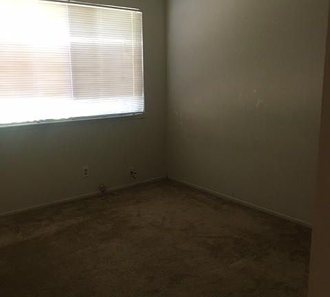 3rd image of 46 Boston Ave
