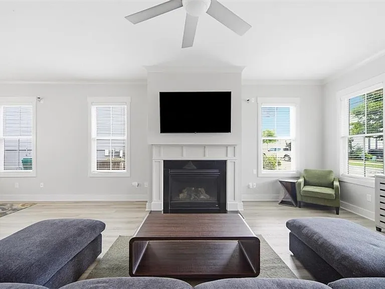 262 Dawson Dr — Photo 10